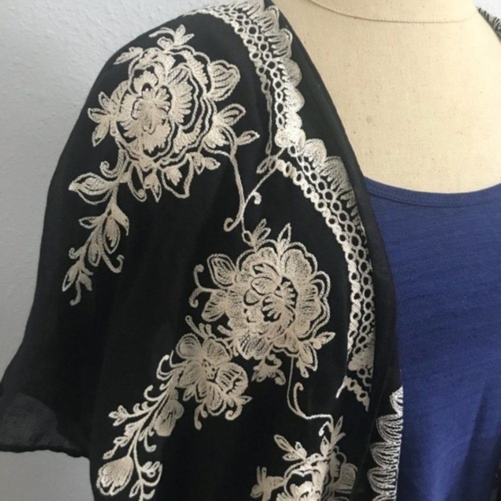 Boho Swim Coverup NWT Black Embroidered One SIze